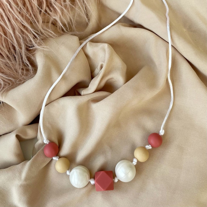 collier allaitement portage en silicone alimentaire
