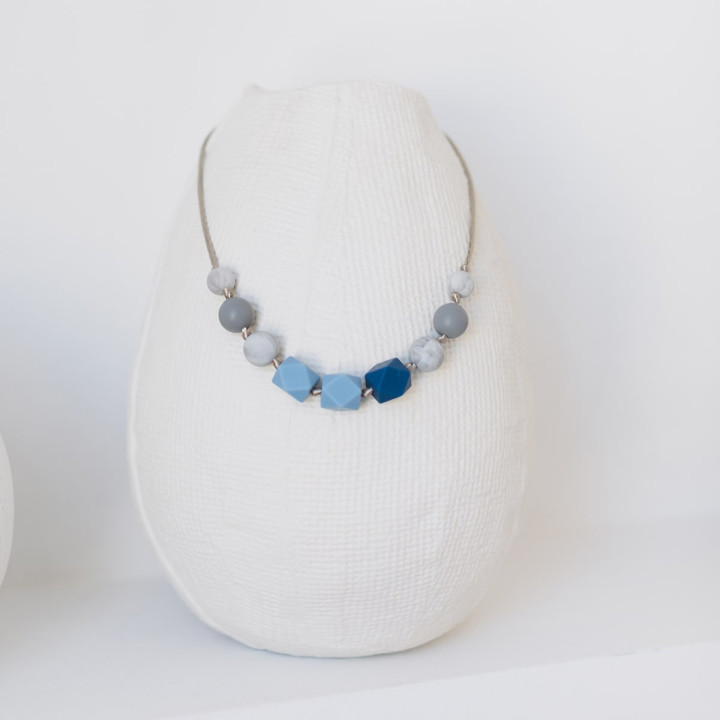 Collier allaitement et portage Sky