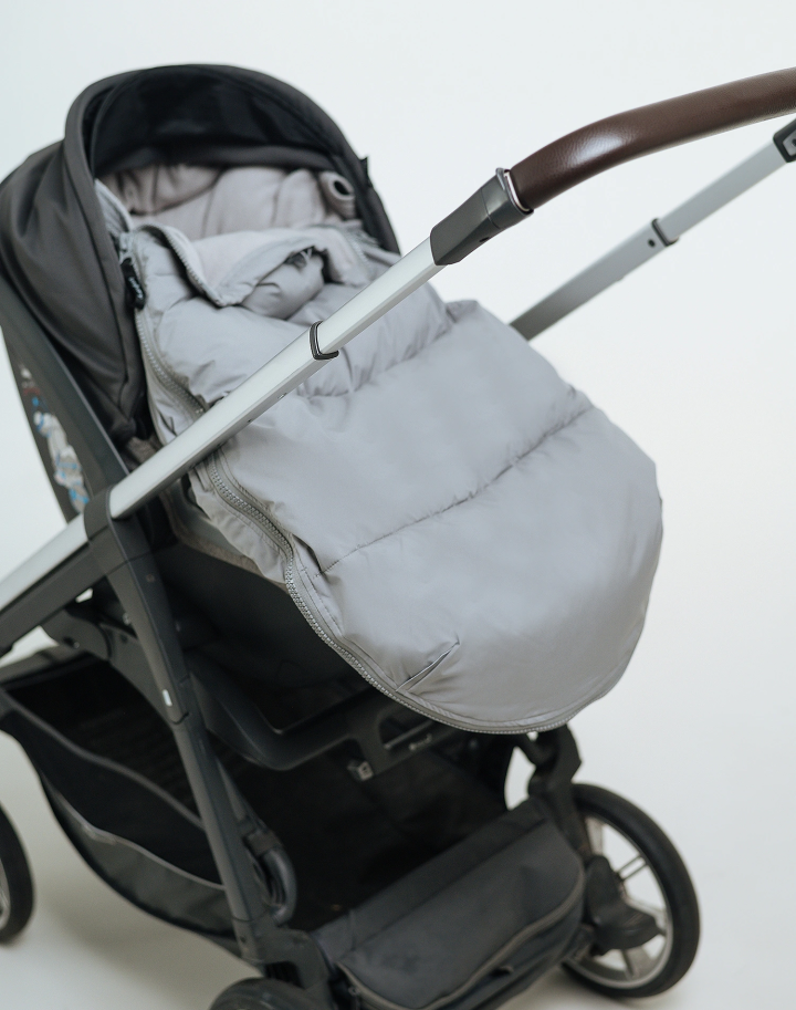 Chancelière universelle pour poussette Love and Carry sur poussette