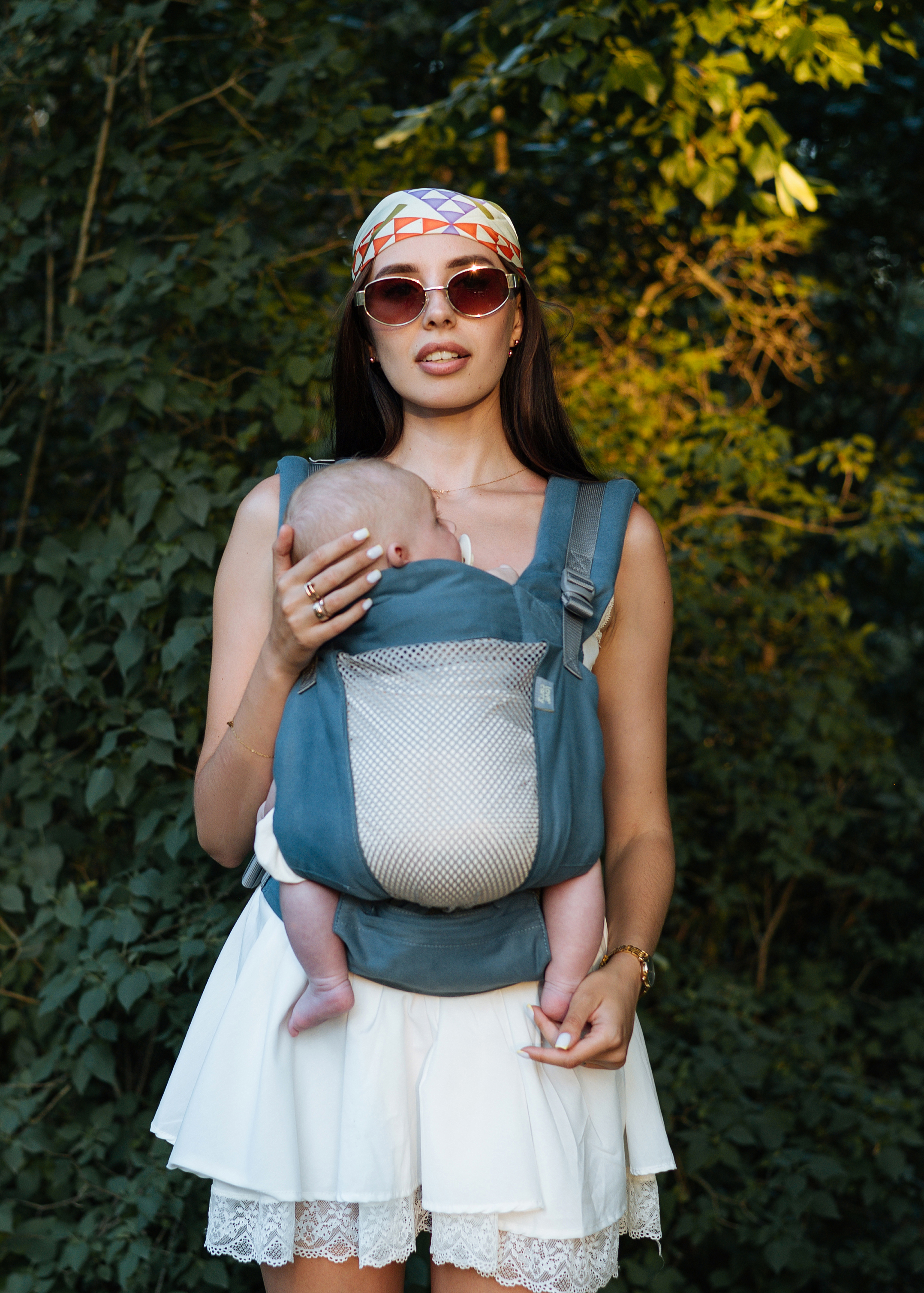 ONE Evo River— porte-bébé physiologique premium